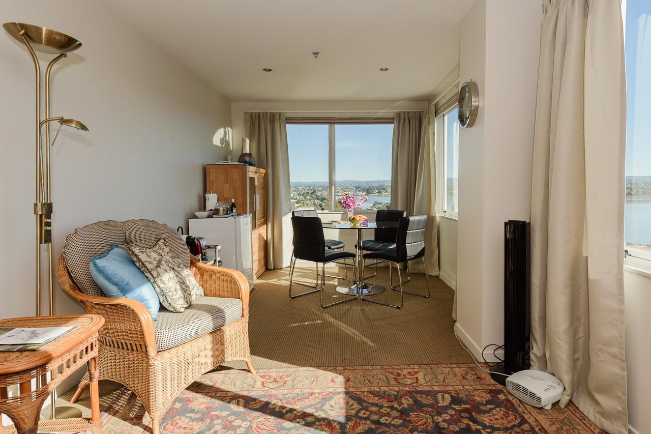 Top Of The Town Bed & Breakfast Tauranga Exterior photo